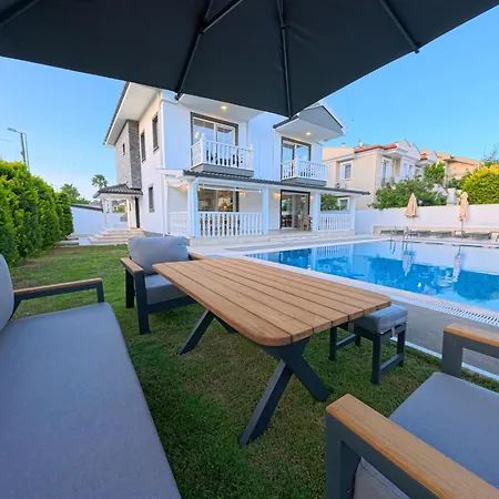 Tarhun Villa *